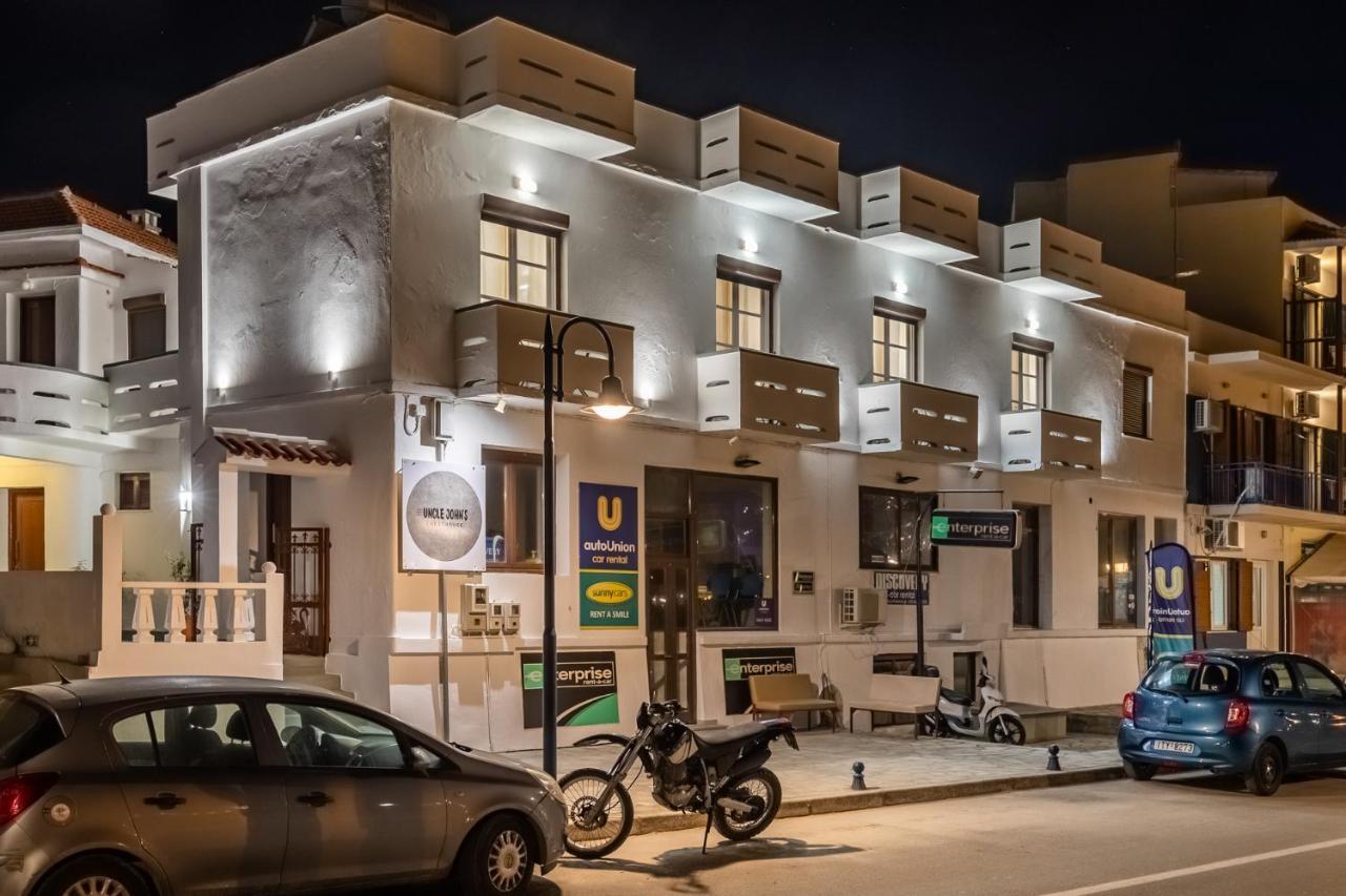 Uncle John'S Guesthouse สโกเปลอสทาวน์ ภายนอก รูปภาพ